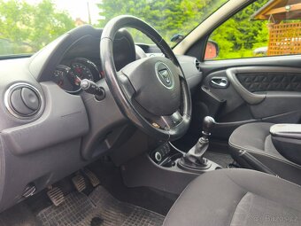 DACIA DUSTER 1.6i 77kW 4x4 EXCLUSIV-SERVIS-VÝBAVA - 8