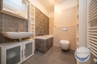 Pronájem bytu 2+kk+L, 58 m², parkovací stání, novostavba, Pr - 8