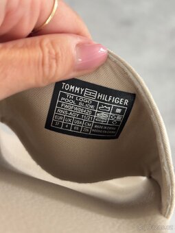 Tommy Hilfiger pantofle - 8