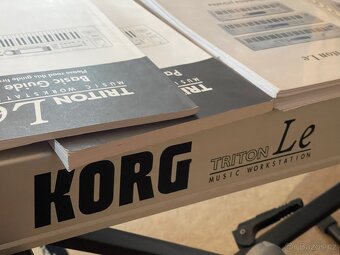 Workstation / syntezátor Korg Triton Le - 8