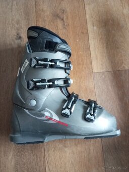 Set lyže 179cm + lyžáky 46 - 8