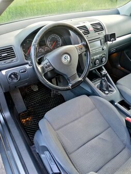 Volkswagen Jetta 2.0 tdi - 8