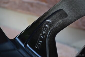 5x114,3 R17 Hliníkové disky Originál Lexus CT - 8
