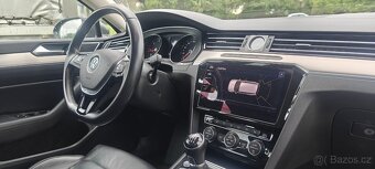 Volkswagen Passat B8 Combi HIGHLINE - 8
