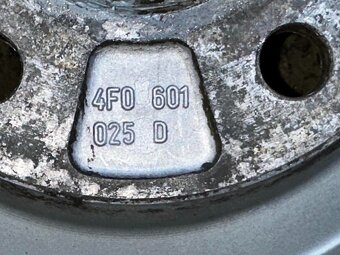 Original ALU kola Audi 18" 8J ET48 + 225/40/R18 - 8