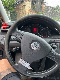 Zdravím, nabízím na prodej passata B6 r32 3.2 benzin - 8
