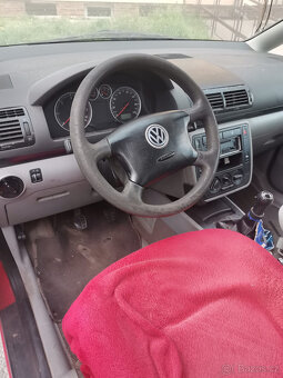 SHARAN 1,9 TDi  85kW na dojetí, opravu nebo díly - 8