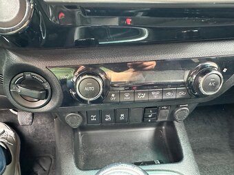 Toyota Hilux - 8