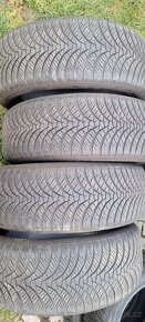 Zimní pneu 215/55/18 R.v.23 7mm - 8