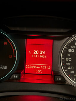 Audi A4 B8 - 8