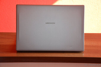 MEDION AKOYA S6445 i7/16GB/SSD 256GB/záruka - 8