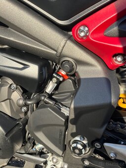 Triumph street triple 765 RS 2022 - 8