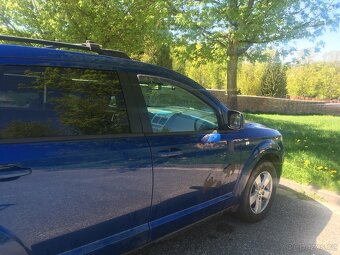 Dodge Journey - 8