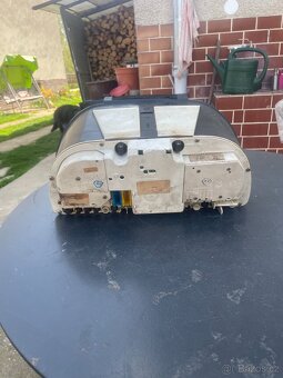 Predám originál prístrojový panel /budíky BMW E28 - 8