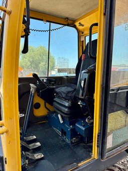 Hyundai Robex 35-7 - 8