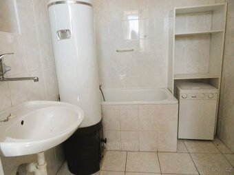 Prodej bytu 2+1, 56 m2 - Beroun-Město, ev.č. 00054 - 8