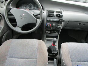 Fiat Punto 1,2 benzín 54kw Eko daň zaplacena - 8