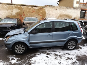 Ford Fusion - použité náhradní díly z tohoto vozu - 8