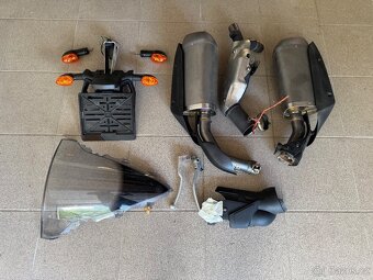 Yamaha YZF R1 - 8