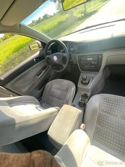 Volkswagen passat 1.6 - 8