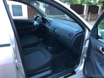 Škoda Fabia Combi 1.9TDI 74kW r.v.2004 - Nová STK - 8