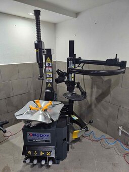 VYVAŽOVAČKA + ZOUVAČKA s helprem WEBER - 8