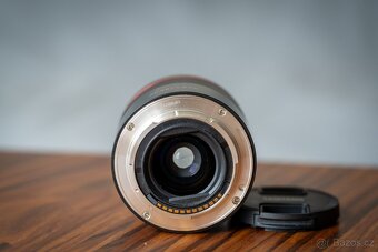 SAMYANG AF 45 mm f/1,8 pro Sony E - 8