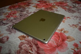 Apple iPad Air - A1474, Wi-Fi Only, 2014, 32GB (9) - 8