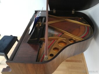 Klavírní křídlo August Förster velikost 5 Chippendale - 8