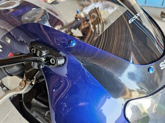 Suzuki GSXR 1000 K1 - 8