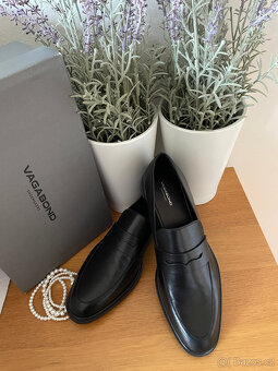 Černé kožené mokasíny loafers Vagabond, vel. 39 - 8