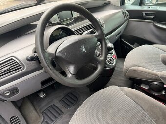Peugeot 807, 2,0 Hdi 100 Kw, 7 míst Rok výroby: 7/2007 - 8