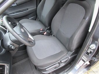 Hyundai i20 1.2 63 kw 4/2014 74000 km serviska - 8