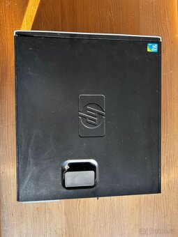 HP Compaq + příslušenství - 8