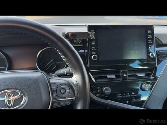 Toyota Camry Executive Hybrid - 8