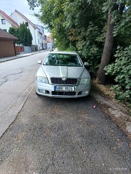 Škoda  octavia  2 rok  2007 - 8