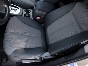 Hyundai Santa Fe 2.2 CRDi 4x4 PREMIUM - 8