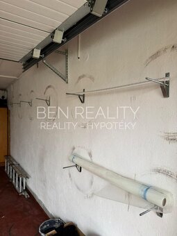 Exklusivní prodej - velká pěkná garáž 21m2 Holešov Za Cukrov - 8