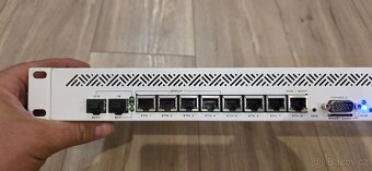 MIKROTIK • CCR1009-8G-1S-1S+ • MikroTik CloudCore Router - 8