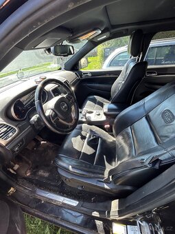 Jeep grand cherokee wk2 - 8