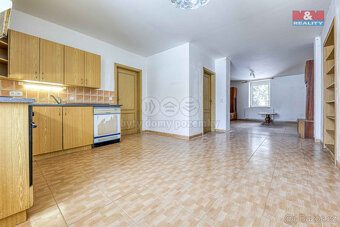 Prodej rodinného domu, 210 m², Měčín - 8