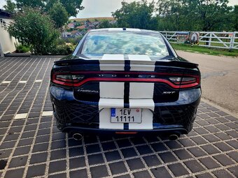 Dodge charger 6.2 hemi srt Hellcat 527kw, DPH, ČR - 8
