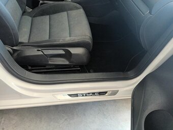 VW Golf 6 - 8