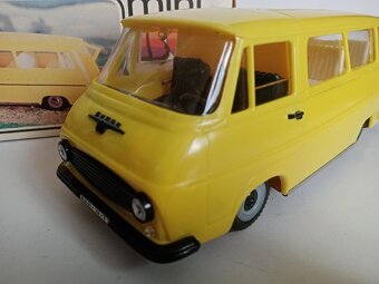 Škoda 1203 mikrobus, KDN, Kovodružstvo Náchod, stará hračka - 8