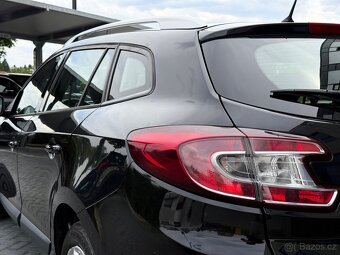 Renault Megane 1.6i 74 kw / 2011 - 8