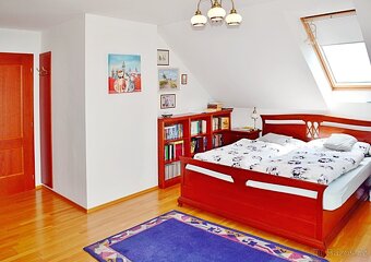 Prodej RD s bazénem - Horní Jelení - 8