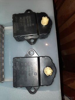 Lexus natáčení světel (AFS)  37000-11879 - 8