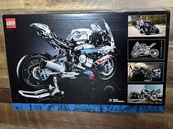 LEGO Technic 42130 BMW M 1000 RR - 8