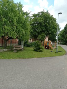 Prodej rodinného domu-zemědělská usedlost s velkou zahradou - 8