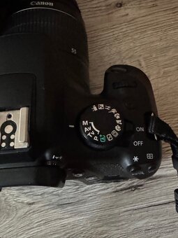 Canon EOS 1300D + 18–55mm objektiv, 2x SD karta, brašna - 8